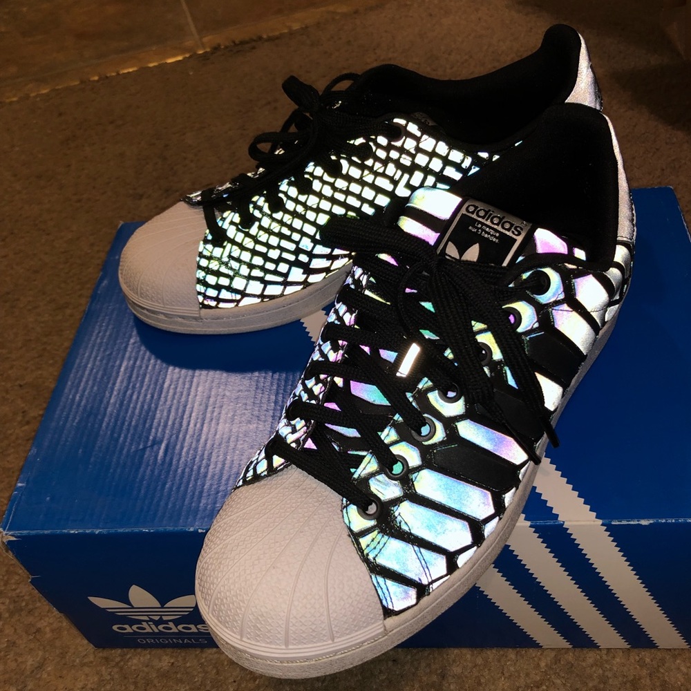 Adidas night light shoes